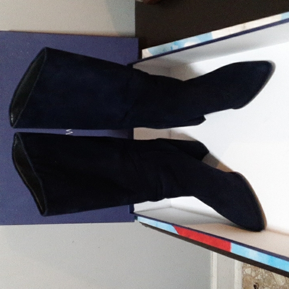 Stuart Weitzman Straighten Nice Blue Suede Boots - Picture 4 of 13